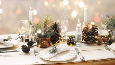 Holiday Table Decorating on a Budget