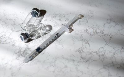 What You Should Know Before Injecting a Peptide